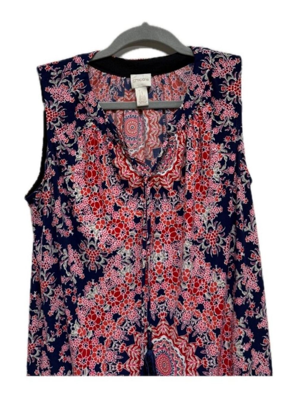 Sleeveless Paisley Medallion